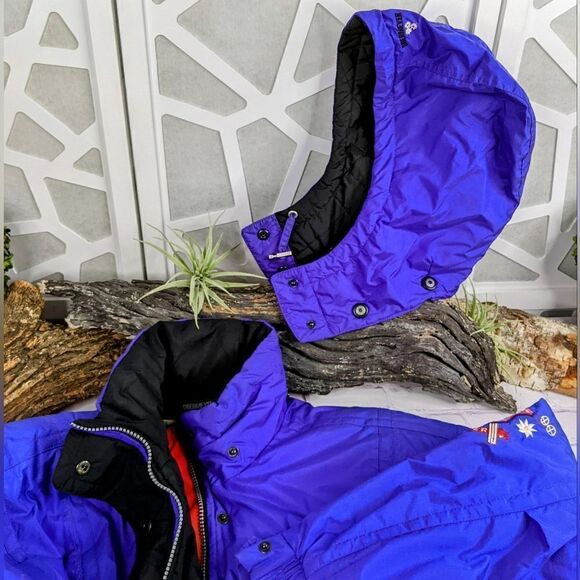 Obermeyer Alpine Embroidered Ski Jacket - Picture 7 of 15